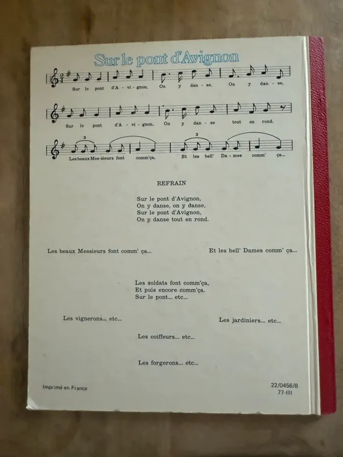Livre album ancien reliure rouge Caroline voyage en avion Gentil Coquelicot Hachette cartonné - photo numéro 2