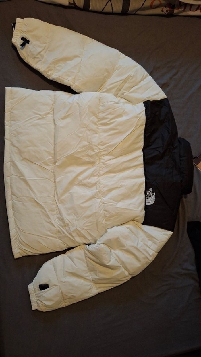 Doudoune The North Face blanche taille M - photo numéro 2