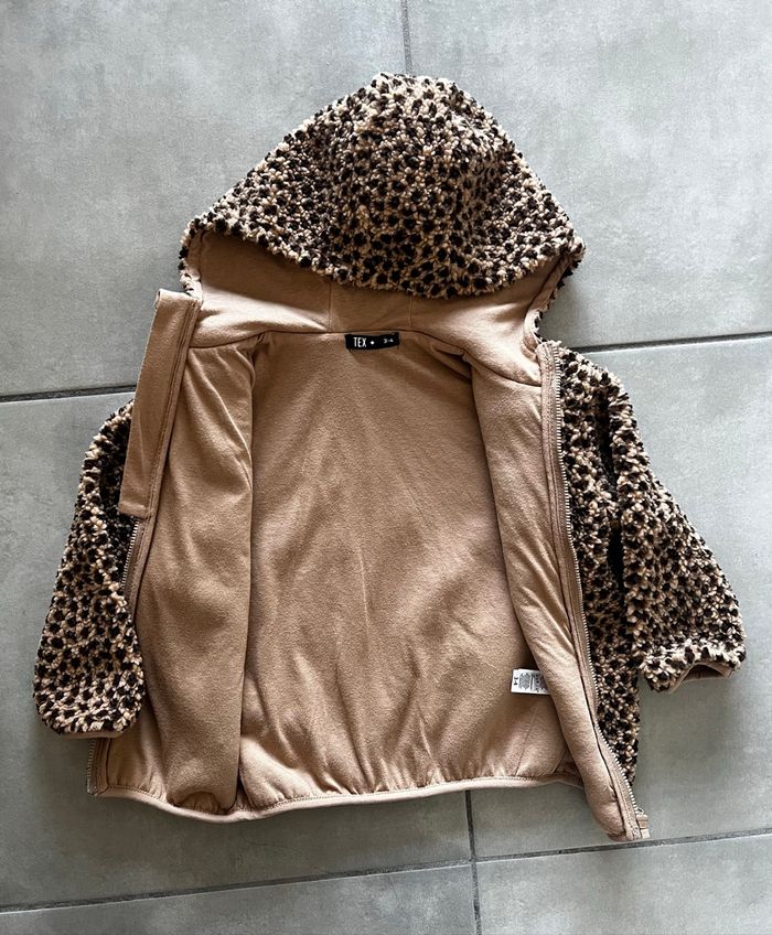 NEUF - veste à capuche polaire motif animalier Tex 3-4 ans - photo numéro 3