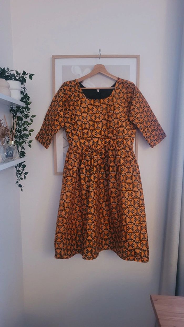 Robe mi-longue en wax