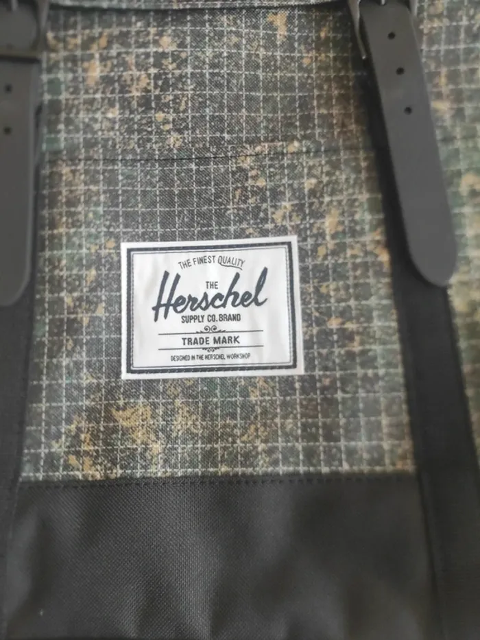 Sac a dos Herschel retreat forest grid neuf - photo numéro 2