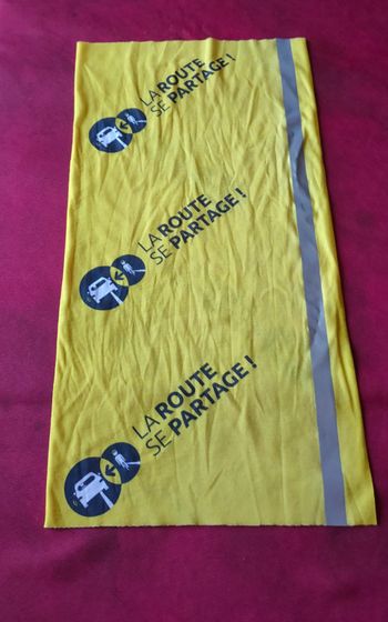 Bandana neuf la route se partage