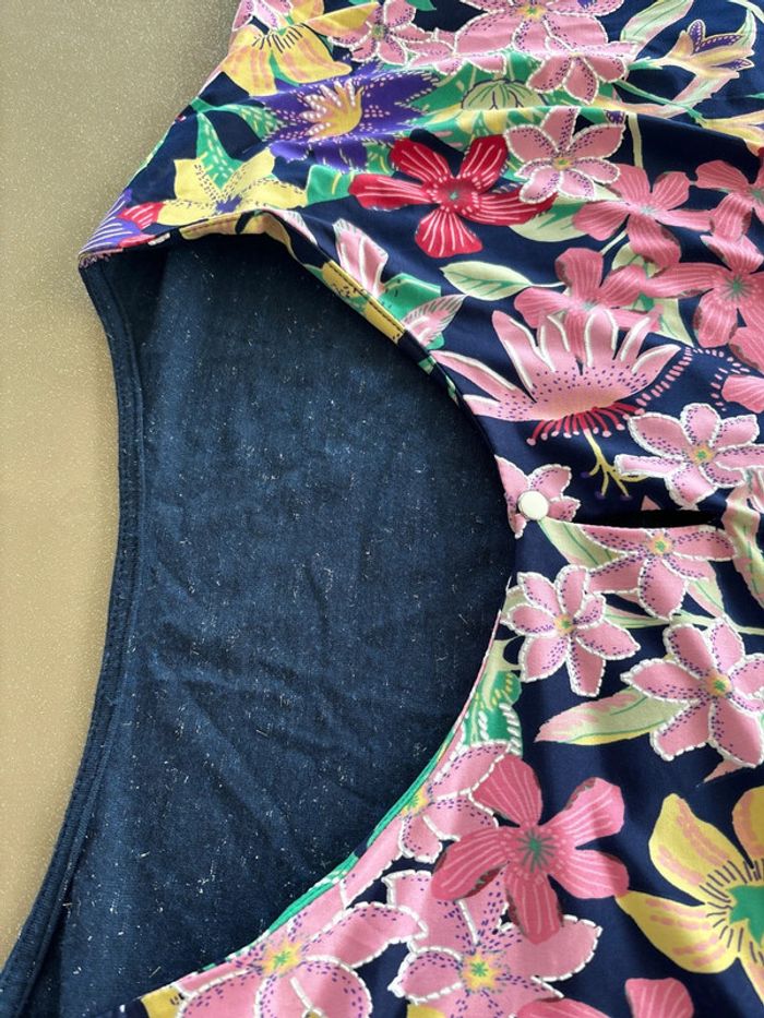 Tee-shirt à fleurs - photo numéro 2