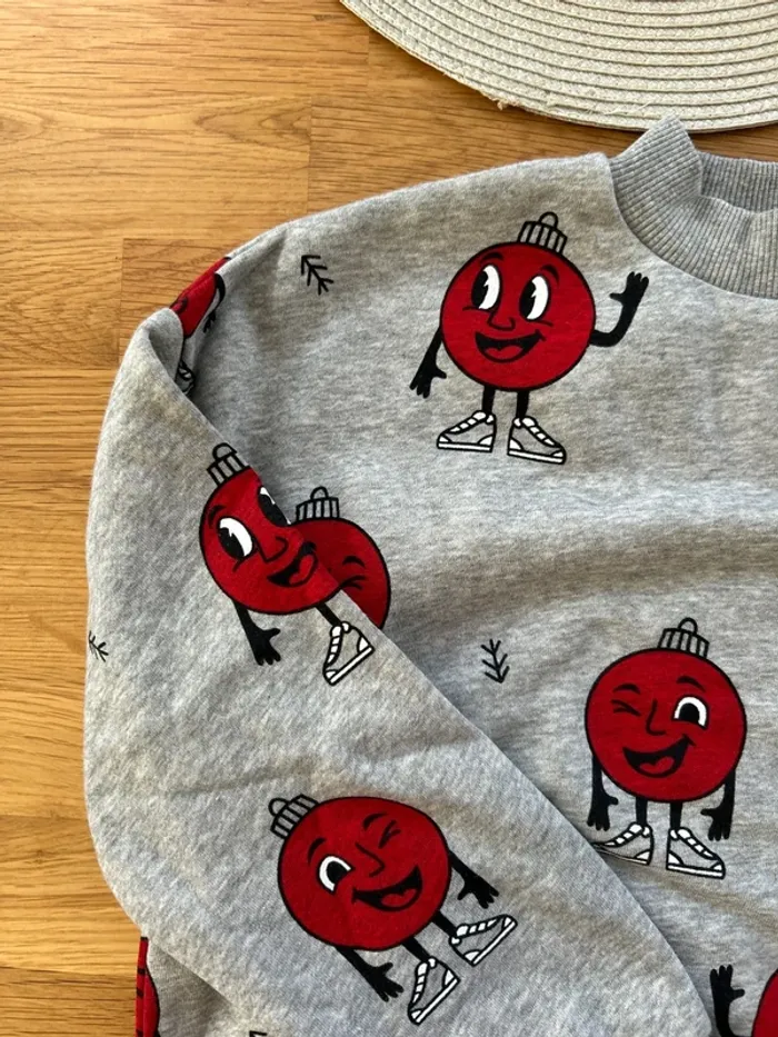Kiabi - Sweat motif Noël - 8 ans - Neuf - photo numéro 3