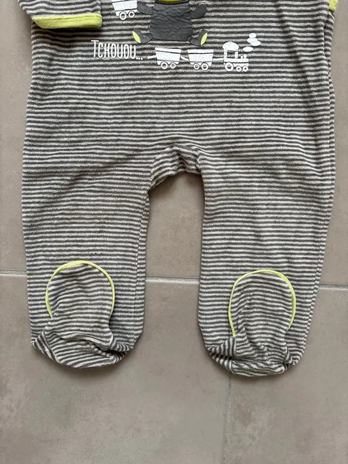 Pyjama - photo numéro 2