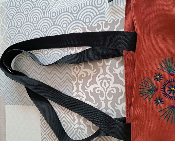 Sac antik batik brodé très bon état - photo numéro 3