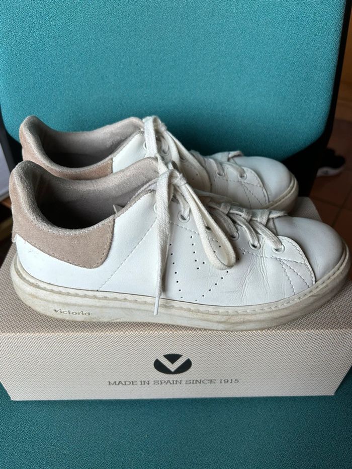 Baskets basses nude Victoria shoes - photo numéro 2