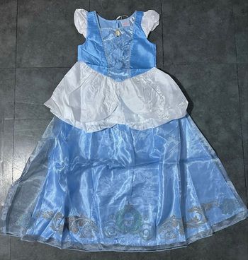 Déguisement cendrillon 