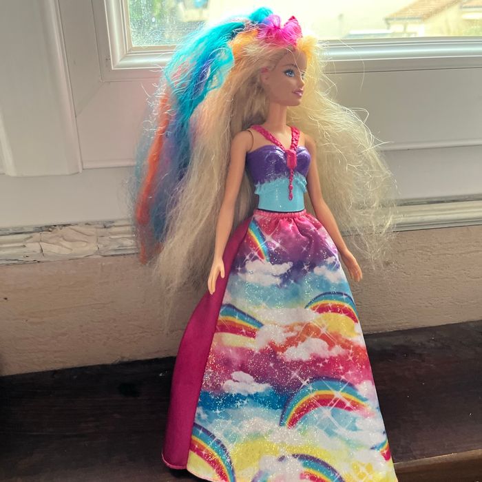 Belle barbie