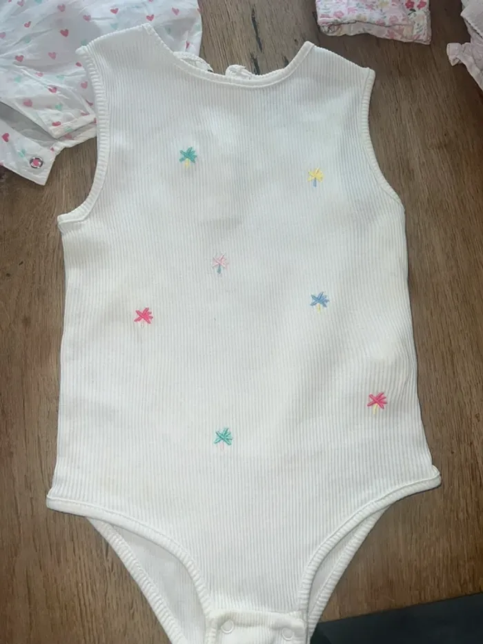 Gros lot bébé fille 18 mois 🍭 - photo numéro 3