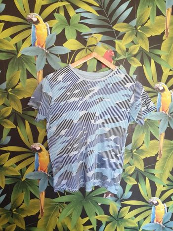 Tee-shirt façon militaire rayé
