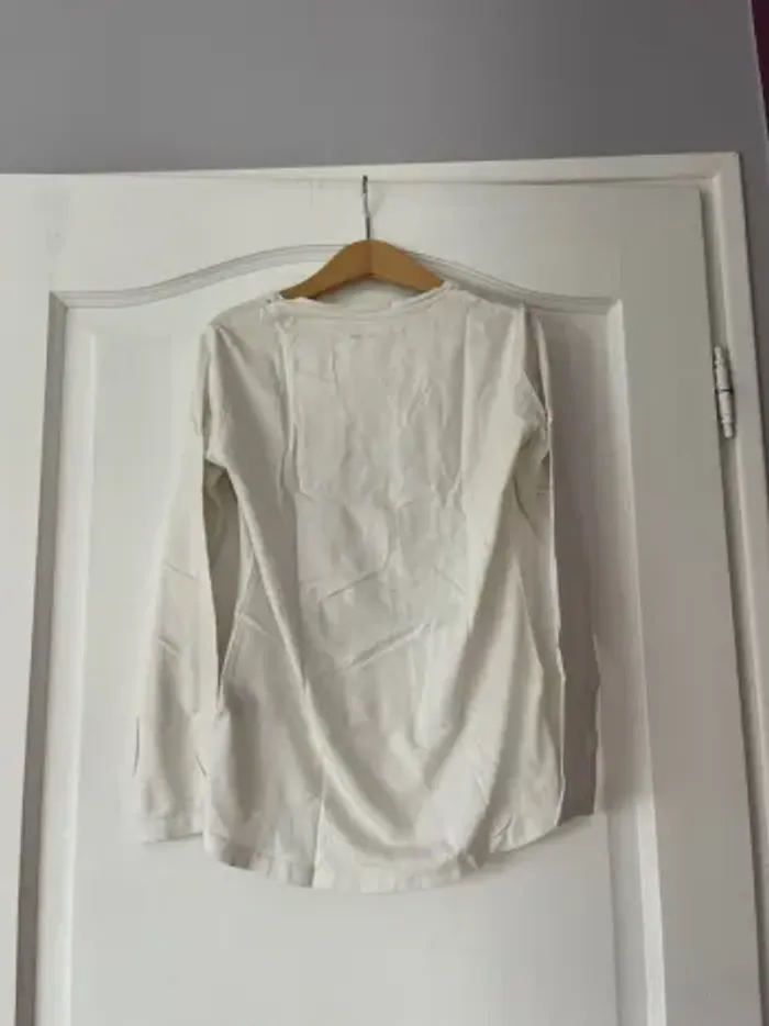 Lot 4 t-shirts manches longues fille 10 ans – Kiabi & Gémo - photo numéro 6
