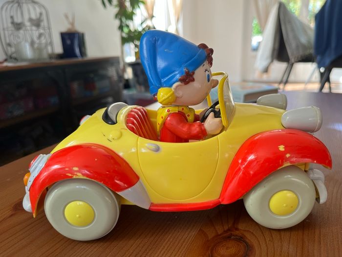 Voiture ouioui - photo numéro 3