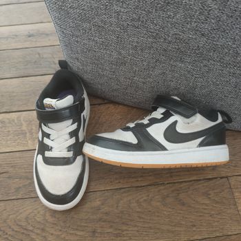 Basket Nike fille taille 27