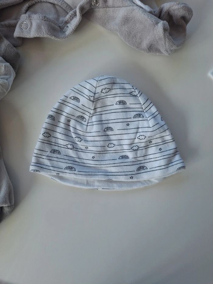 Lot de 3 pyjamas 0 et 1 mois - photo numéro 8