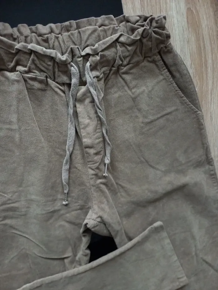 Pantalon en velours L/XL - photo numéro 12