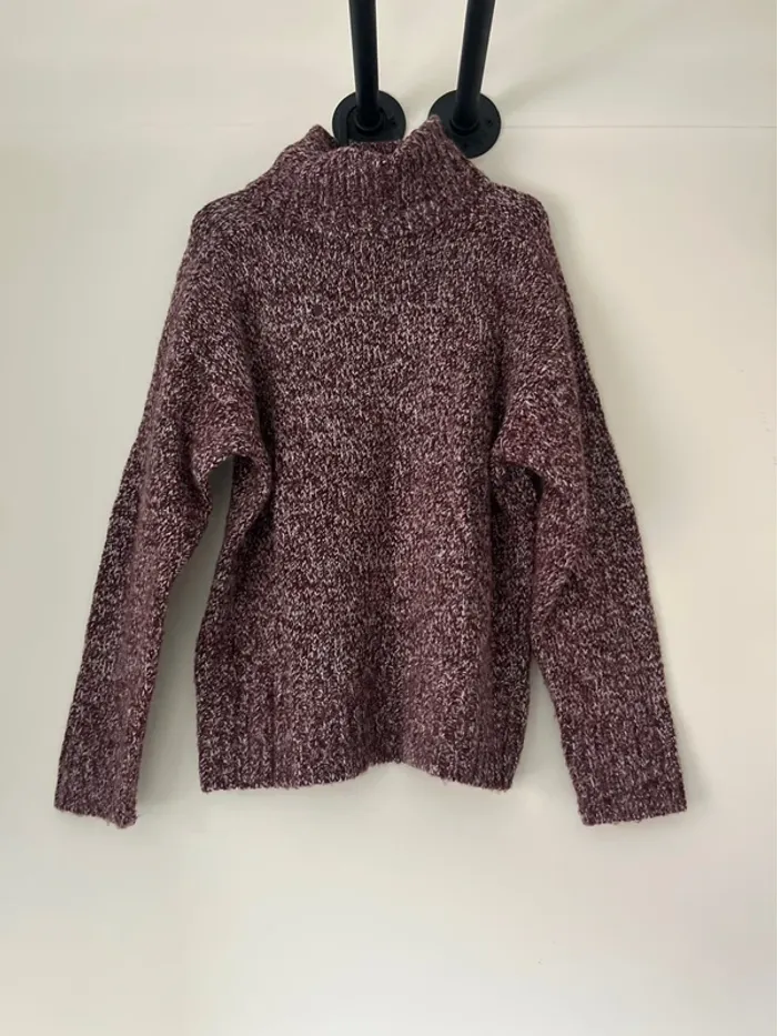 Pull col roulé