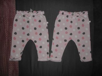 Pantalons, taille: 74 cm (12 mois) à 0,50 EURO