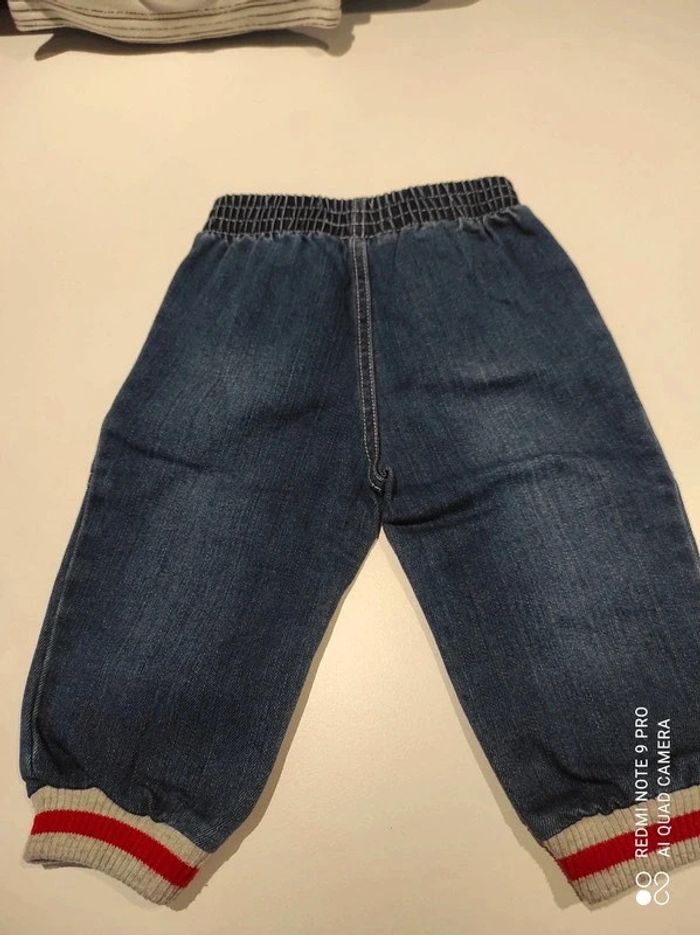 Pantalon jeans 12 mois tbe - photo numéro 2