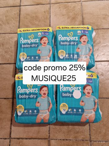 144 couches Pampers baby-dry taille 5+