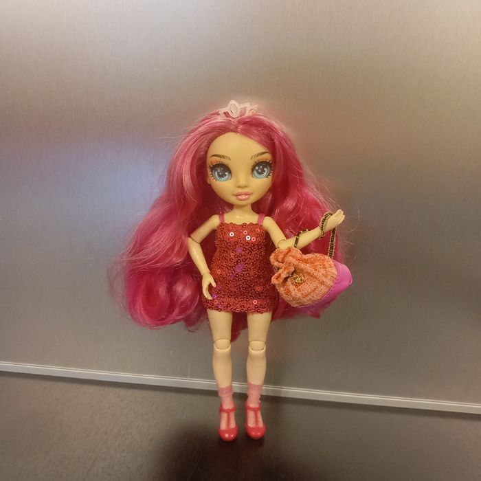 Poupée Rainbow High Stella - photo numéro 3