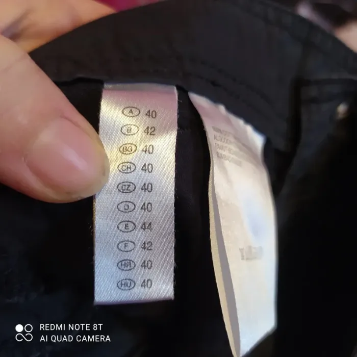 146- short, yessica, Taille 42 - photo numéro 4