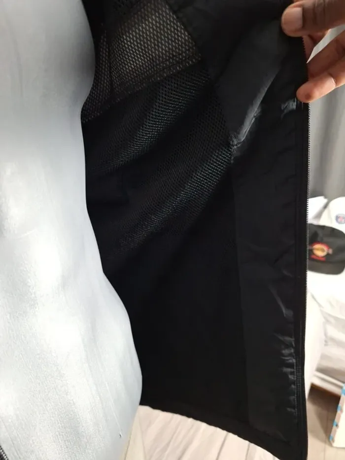 Nike Vintage Track Jacket Noire – Logo Brodé – Taille L (560) - photo numéro 8