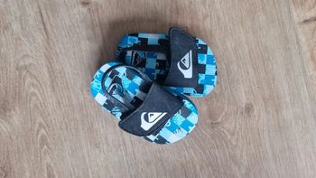 Sandales été tong quicksilver t17 neuf