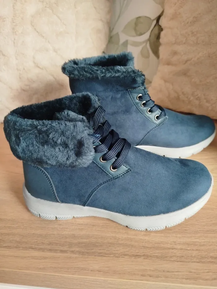 Chaussures neuves - photo numéro 2