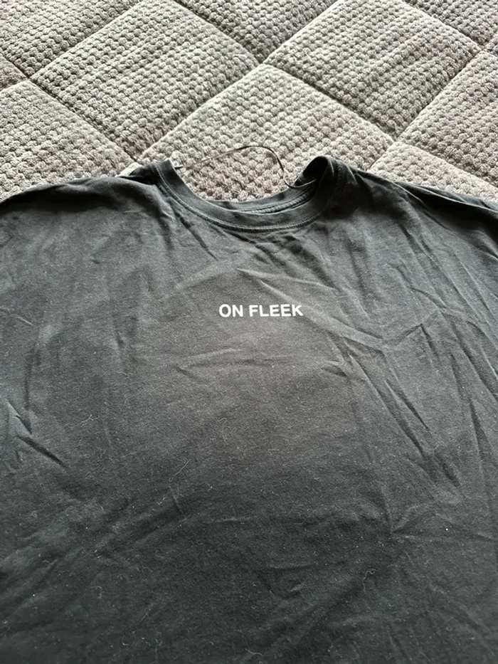 Teeshirt large - photo numéro 2