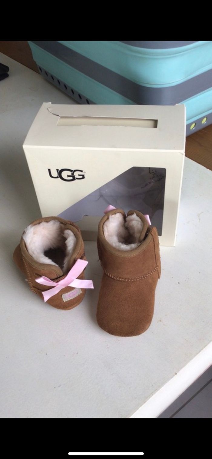 Chaussure UGG - photo numéro 4