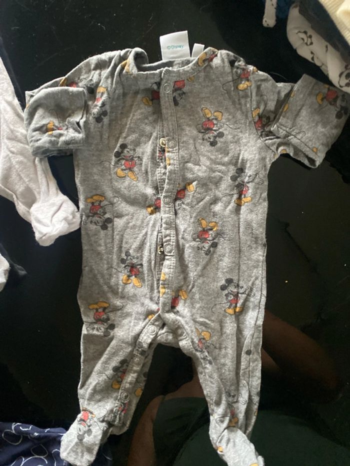 Lot pyjamas Mickey - photo numéro 3