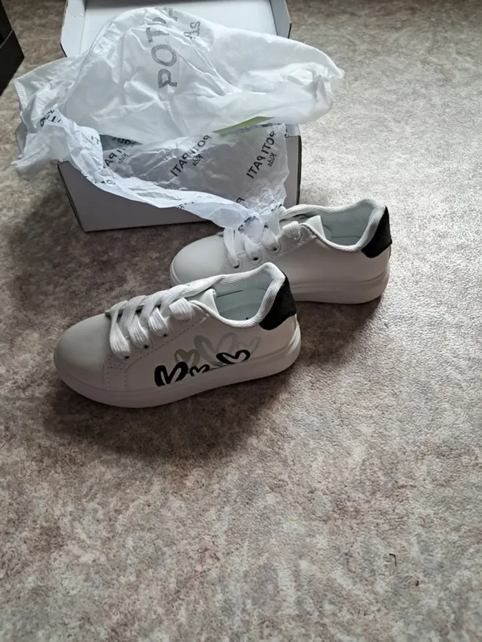 Chaussure neuf fille taille 25 - photo numéro 4