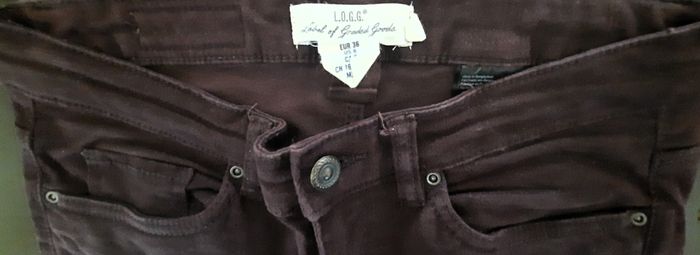 Jean peau de pêche H&M Logg - T36 bordeaux - comme neuf - photo numéro 2