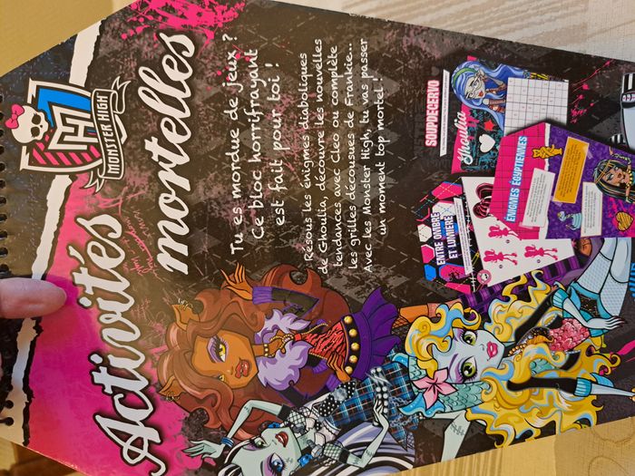 Monster High - Livre activités Grand modèle - photo numéro 5