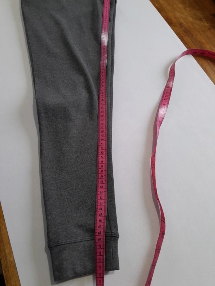Pantalon jogging calvin Klein taille xs - photo numéro 9