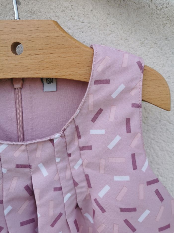 Robe bebe dans les tons parme et rose 18 mois neuve sans étiquette - photo numéro 2