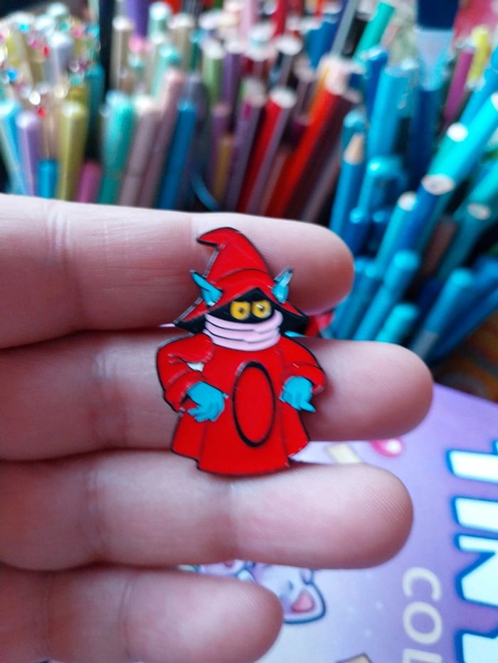 Pins vintage dessin animé