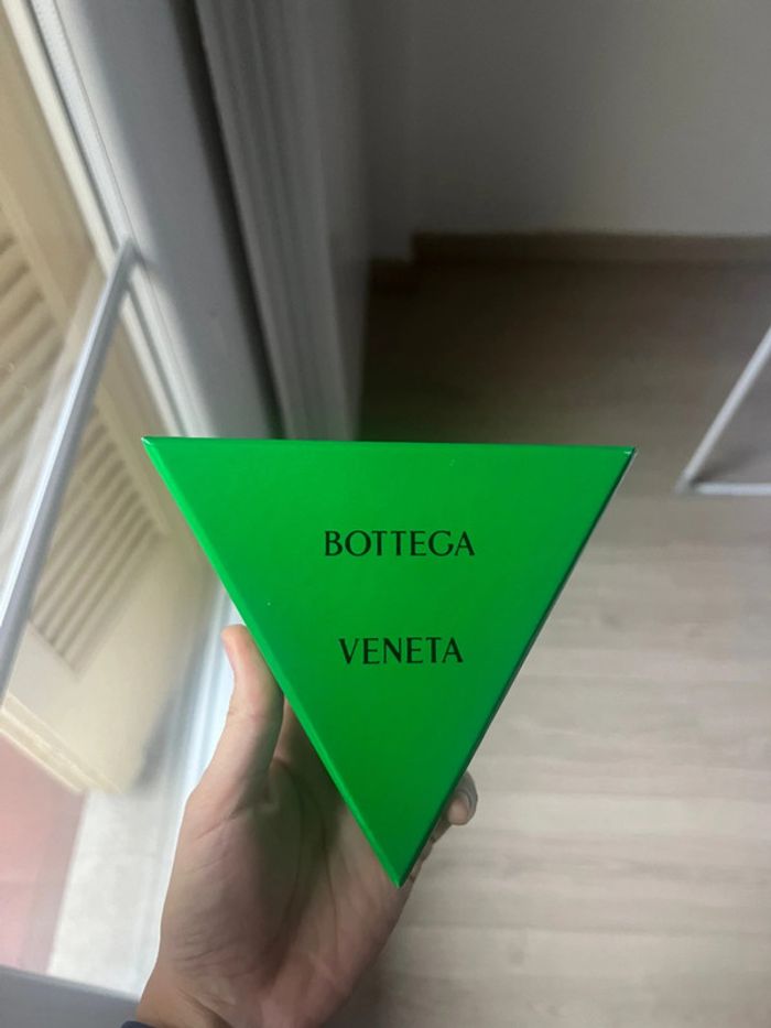 Porte clé / marque page bottega