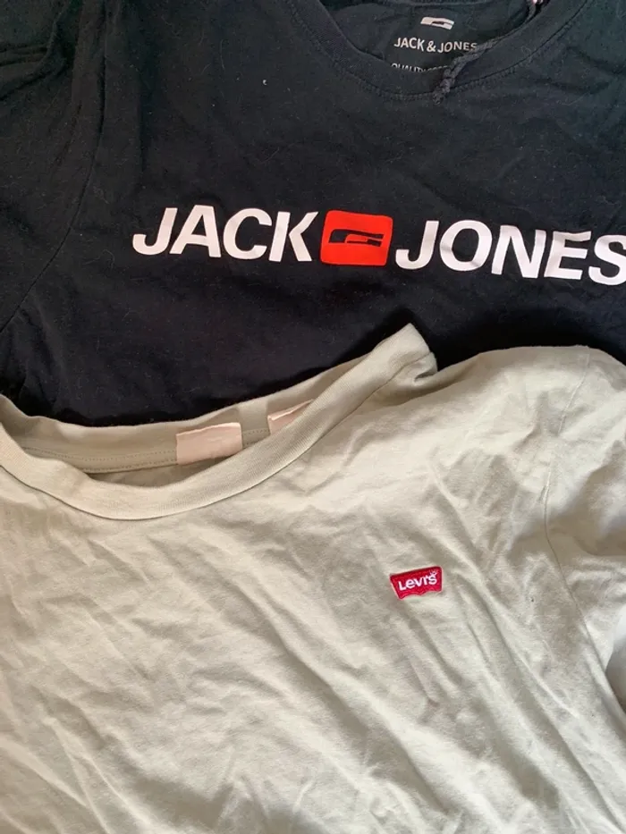 Lot de t-shirt de marque - photo numéro 3