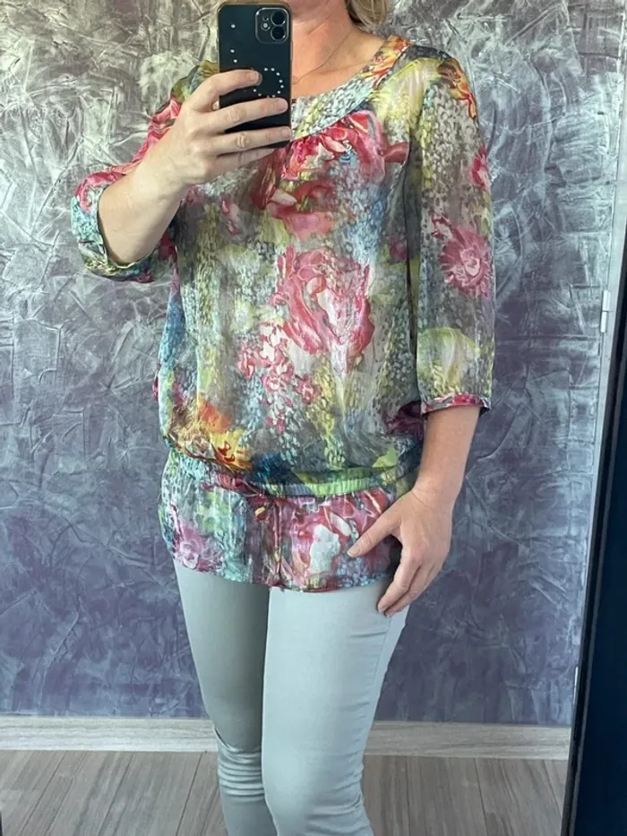 Blouse pastel fluide incontournable été