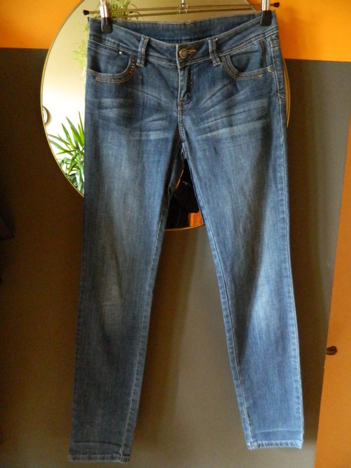 Jeans femme T 38 "Camaieu" coupe droite