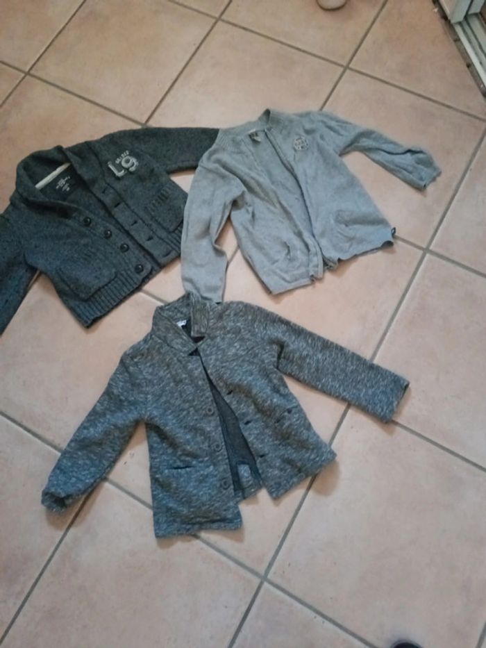 Lot de 3 vestes - photo numéro 3