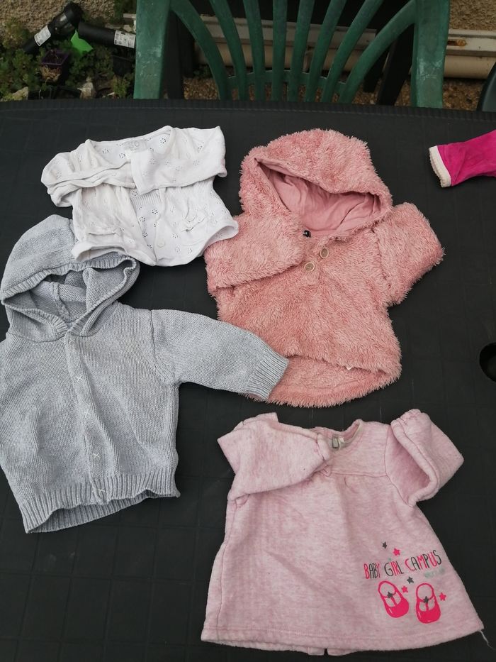 Lot vêtements bébé filles - photo numéro 6