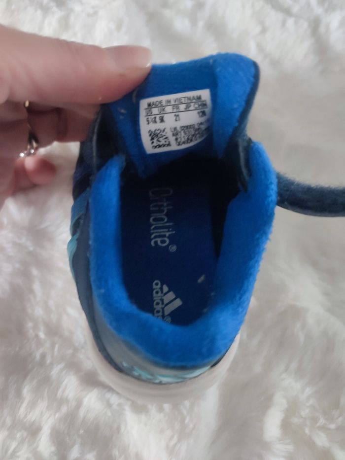 Basket en cuir bleu Adidas taille 21 - photo numéro 4