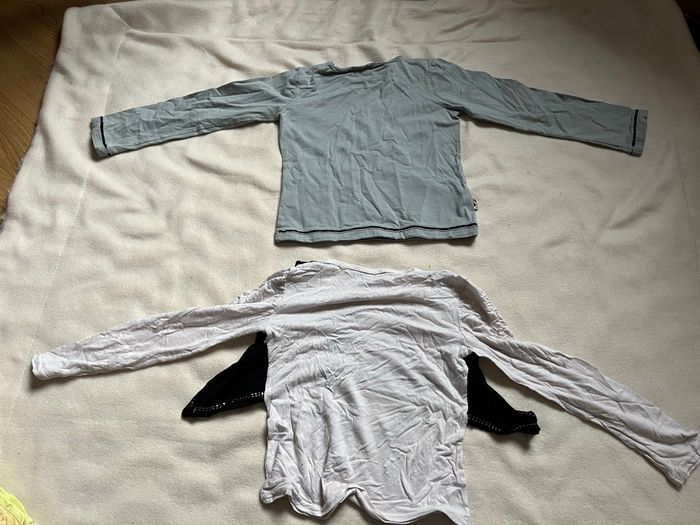 2 pulls fins 4 ans - photo numéro 3