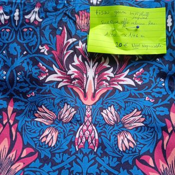 Coupon tissu genre softshell suédé 