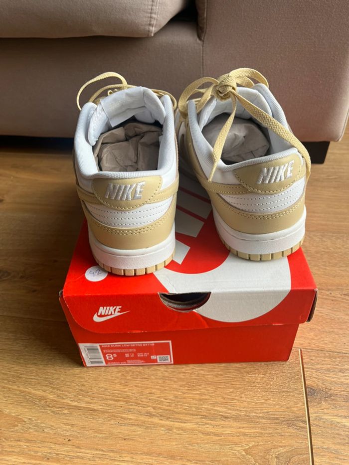 Basket Homme Nike Dunk Low Rétro BTTYS – Taille 42 🤍💛 - photo numéro 7