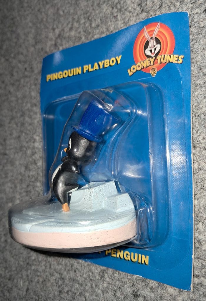 Figurine Looney Tunes Pingouin playboy - photo numéro 3