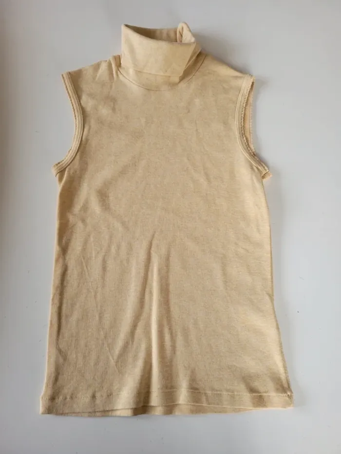 Débardeur jaune – 10 ans / 140 cm – Très bon état